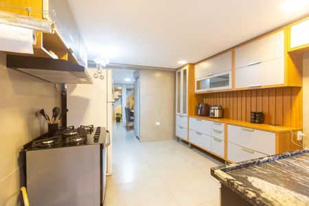 Casa para alugar com 176m², 3 quartos e 1 vaga Casa para alugar com 176m², 3 quartos e 1 vagaCozinha