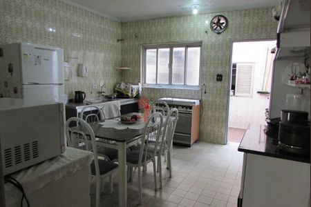 Casa à venda com 2 quartos, 115m² em Vila Carrão, São Paulo