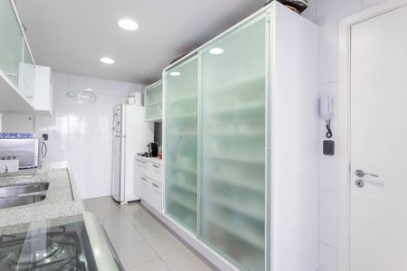 Apartamento à venda com 129m², 2 quartos e 1 vaga
