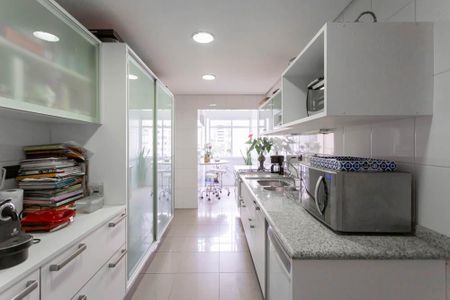 Apartamento à venda com 129m², 2 quartos e 1 vaga