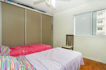 Apartamento à venda com 77m², 2 quartos e 1 vaga