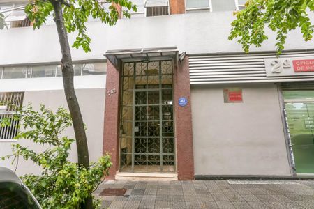 Apartamento à venda com 77m², 2 quartos e 1 vaga
