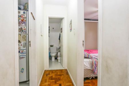 Apartamento à venda com 77m², 2 quartos e 1 vaga