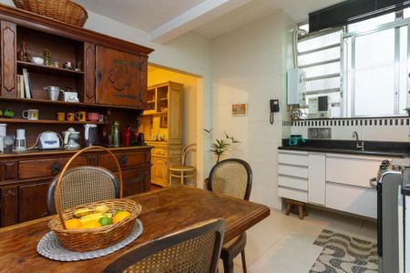 Apartamento à venda com 138m², 3 quartos e 1 vaga