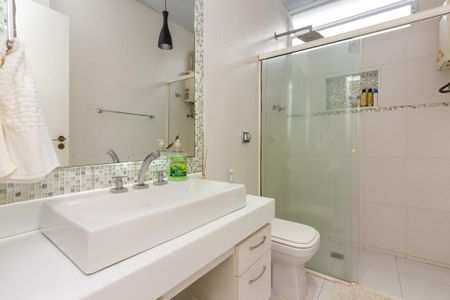 Apartamento à venda com 138m², 3 quartos e 1 vaga