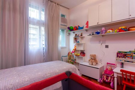 Apartamento à venda com 138m², 3 quartos e 1 vaga
