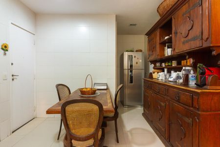 Apartamento à venda com 138m², 3 quartos e 1 vaga