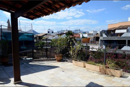 Apartamento à venda com 3 quartos, 210m² em Recreio dos Bandeirantes, Rio de Janeiro