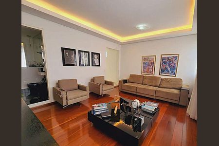 Apartamento à venda com 4 quartos, 227m² em Santa Efigênia, Belo Horizonte