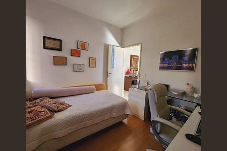 Apartamento à venda com 4 quartos, 227m² em Santa Efigênia, Belo Horizonte