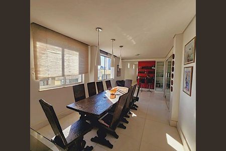 Apartamento à venda com 4 quartos, 227m² em Santa Efigênia, Belo Horizonte