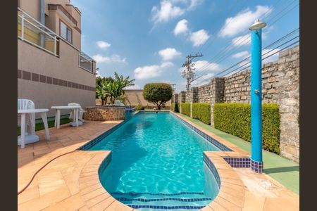 Casa de condomínio à venda com 120m², 3 quartos e 4 vagasPiscina