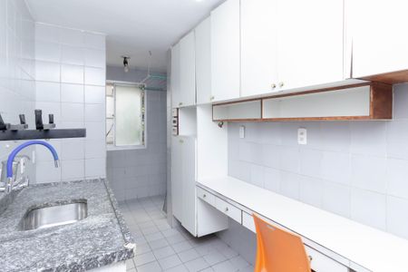 Apartamento à venda com 54m², 2 quartos e 1 vagaCozinha