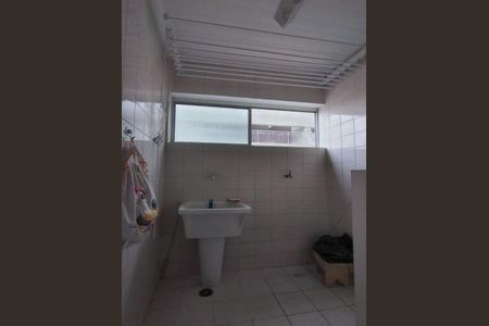Casa à venda com 219m², 3 quartos e 4 vagas