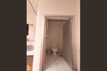 Casa à venda com 219m², 3 quartos e 4 vagas
