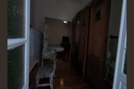 Casa à venda com 219m², 3 quartos e 4 vagas
