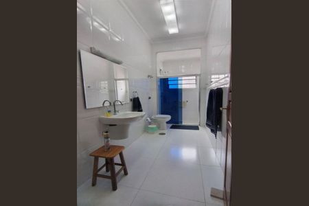 Casa à venda com 219m², 3 quartos e 4 vagas