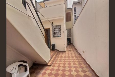 Casa à venda com 219m², 3 quartos e 4 vagas