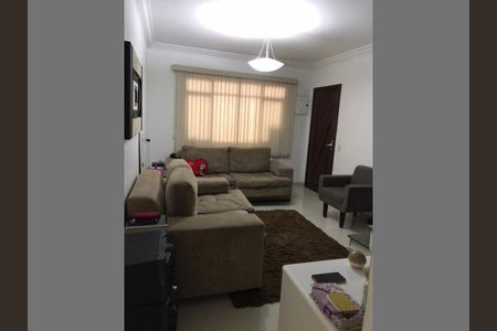 Casa à venda com 3 quartos, 204m² em Vila Cruz das Almas, São Paulo