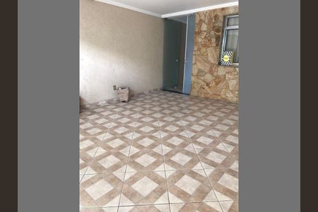 Casa à venda com 3 quartos, 204m² em Vila Cruz das Almas, São Paulo