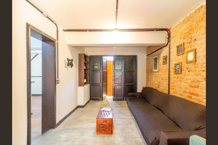 Casa à venda com 6 quartos, 130m² em Bela Vista, São Paulo