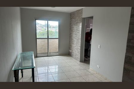 Sala de apartamento para alugar com 2 quartos, 48m² em Vila Carmosina, São Paulo