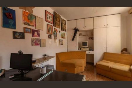 Casa à venda com 3 quartos, 220m² em Ferreira, São Paulo