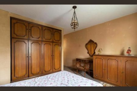 Casa à venda com 3 quartos, 220m² em Ferreira, São Paulo