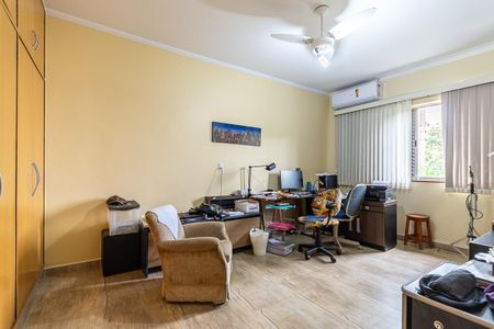 Casa à venda com 267m², 3 quartos e 2 vagas