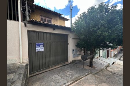 Casa para alugar com 140m², 3 quartos e 2 vagasFachada da Casa