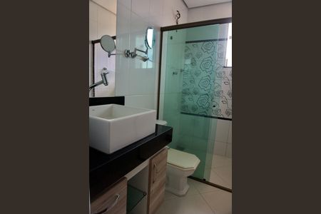 Casa para alugar com 140m², 3 quartos e 2 vagasSuíte - Banheiro