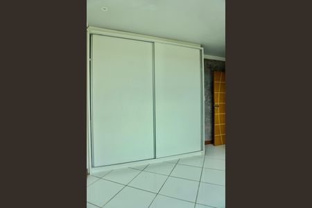 Casa para alugar com 140m², 3 quartos e 2 vagasSuíte - Armário