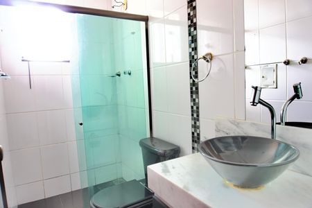 Casa para alugar com 140m², 3 quartos e 2 vagasBanheiro