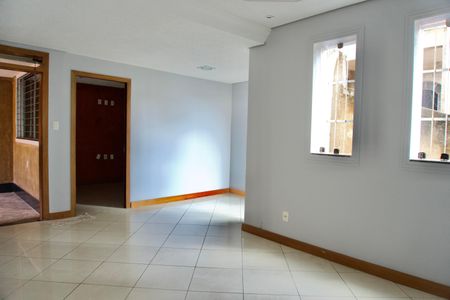 Casa para alugar com 140m², 3 quartos e 2 vagasSala