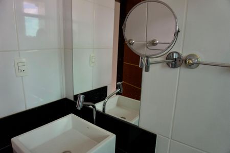 Casa para alugar com 140m², 3 quartos e 2 vagasSuíte - Banheiro