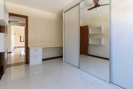 Casa à venda com 3 quartos, 405m² em Itaipu, Niterói