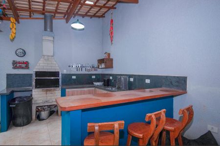 Casa à venda com 270m², 8 quartos e 2 vagas