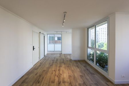 Apartamento à venda com 188m², 6 quartos e 1 vaga