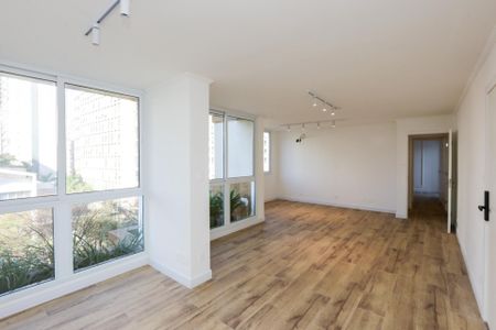 Apartamento à venda com 188m², 6 quartos e 1 vaga