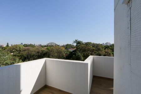 Apartamento à venda com 188m², 6 quartos e 1 vaga