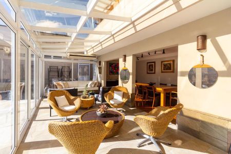 Casa à venda com 10 quartos, 545m² em Alto da Lapa, São Paulo