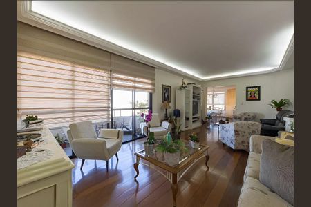 Apartamento à venda com 4 quartos, 220m² em Paraíso, São Paulo