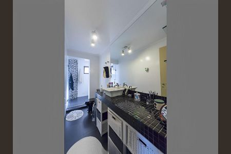 Apartamento à venda com 220m², 4 quartos e 3 vagas
