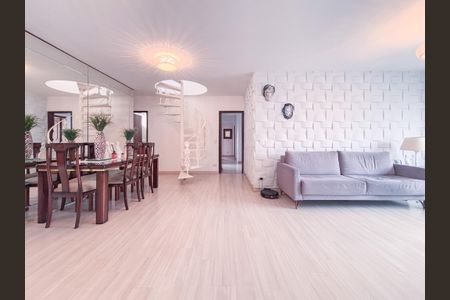 Apartamento à venda com 250m², 4 quartos e 2 vagas