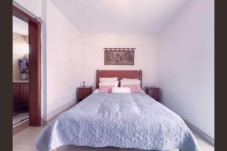 Apartamento à venda com 250m², 4 quartos e 2 vagas