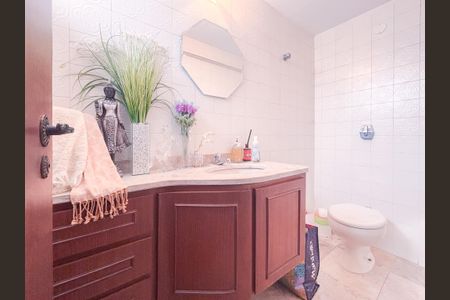 Apartamento à venda com 250m², 4 quartos e 2 vagas