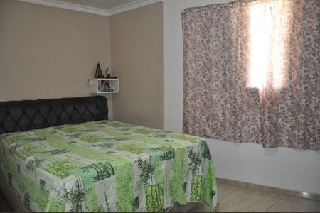 Casa à venda com 4 quartos, 149m² em Vila Santa Delfina, São Paulo