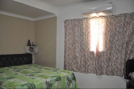 Casa à venda com 4 quartos, 149m² em Vila Santa Delfina, São Paulo