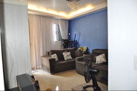 Casa à venda com 4 quartos, 149m² em Vila Santa Delfina, São Paulo