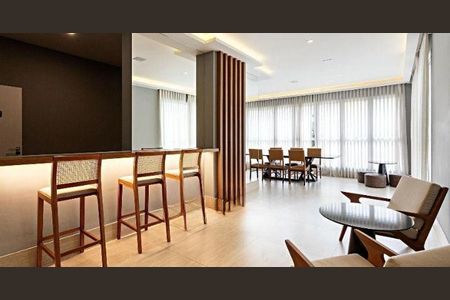 Apartamento à venda com 4 quartos, 213m² em Vila Nair, São Paulo